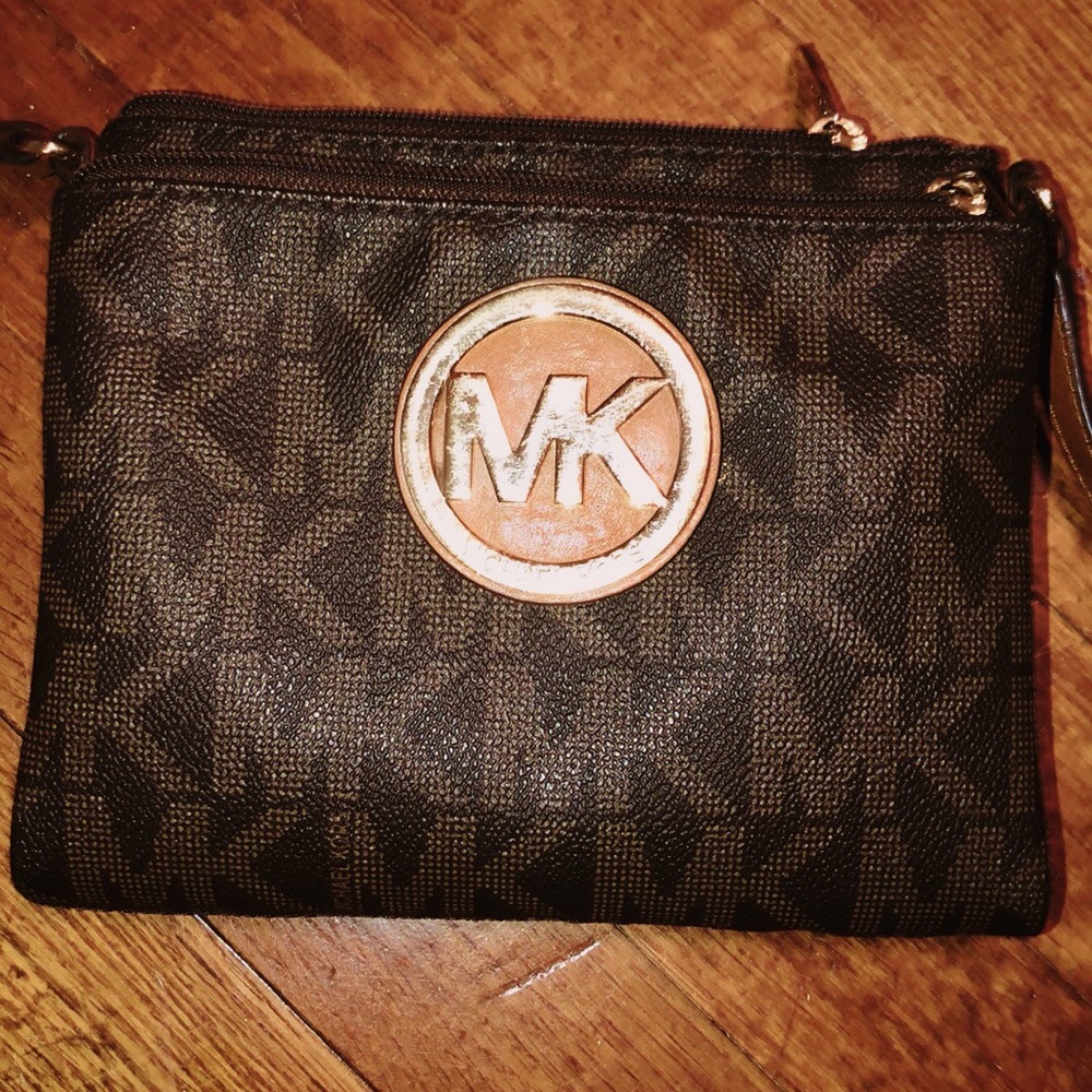 Micheal kors purse